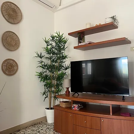 アパート Nebula Nook Luxury モデナ