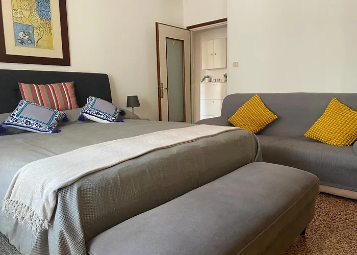 Nebula Nook Luxury * Модена