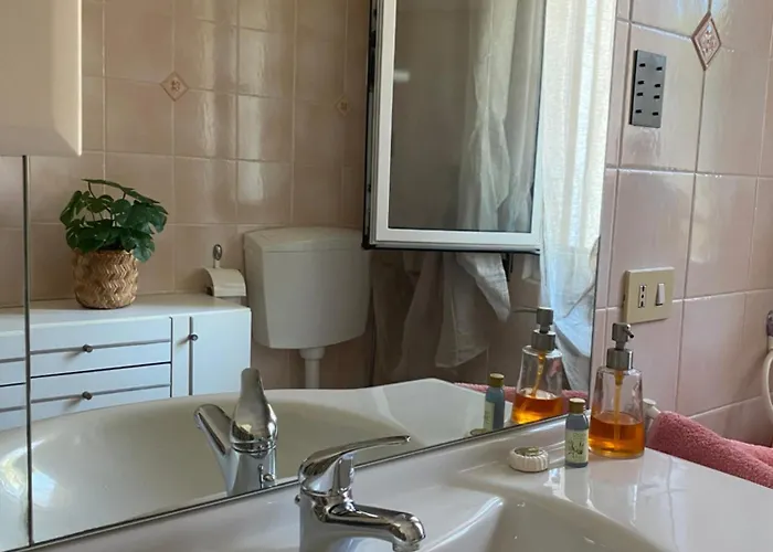 Nebula Nook Luxury Апартаменты Модена