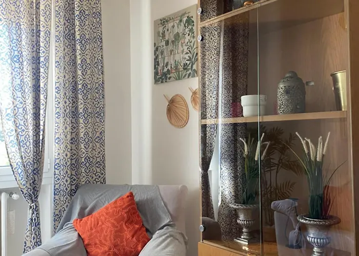 Nebula Nook Luxury *